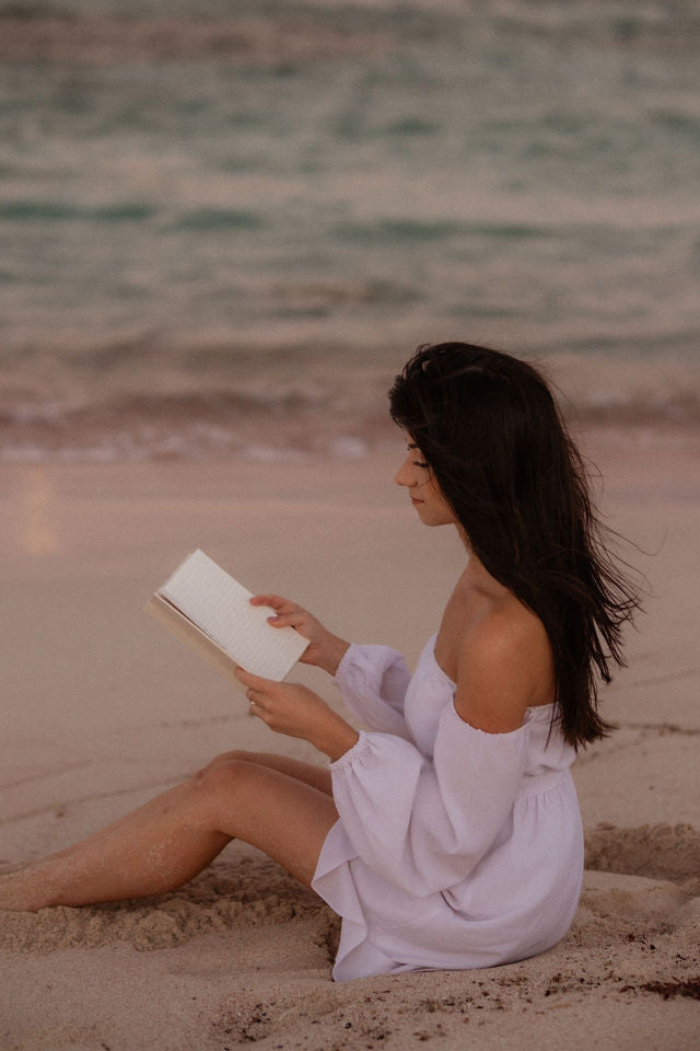 Journaling Prompts Picture.jpg__PID:38af310f-4524-4c76-9d25-a96006a4204a